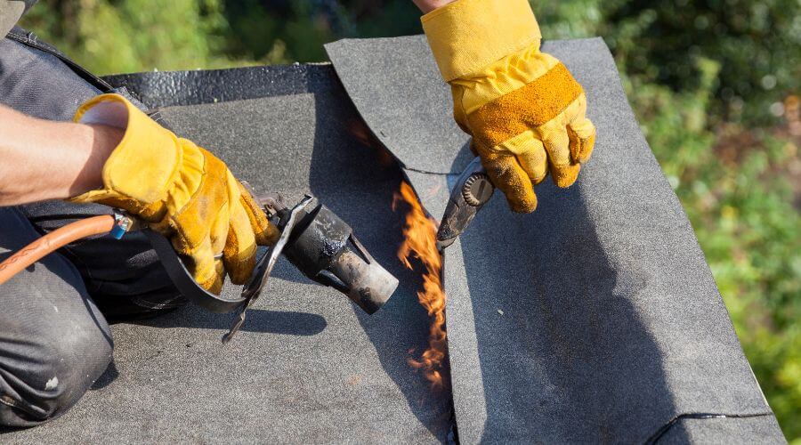 Professional New roof installation in Grinnell, KS